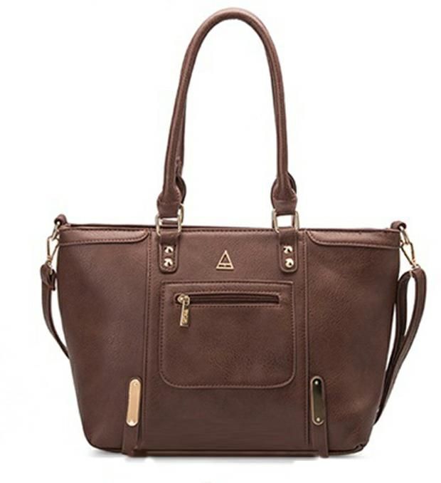 Cartera 39x25 dos manijas con cierre y herrajes frente x1u