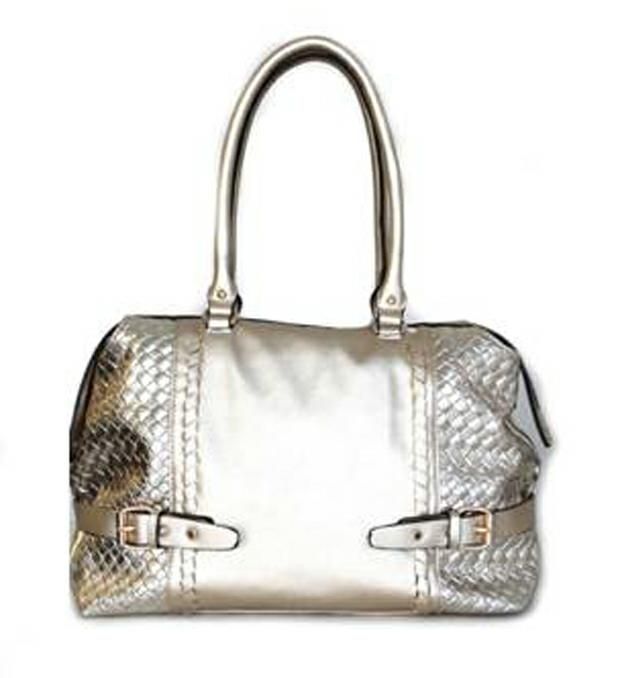 Carteras maxi baúl textura entrelazado con dos hebillas x1u