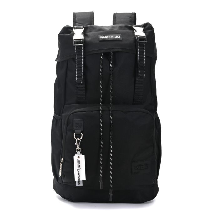 Mochila Go FF 45x32x14 cm con solapa y hebillas. LLavero desmontable - x1u