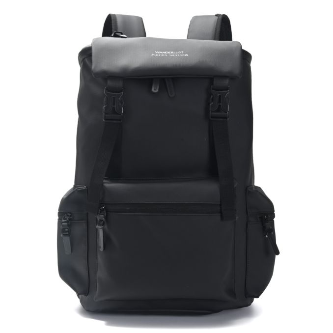 Mochila Go portanotebook 43x30x16cm 17 pulg. Con solapa y hebillas. Tela impermeable - x1u