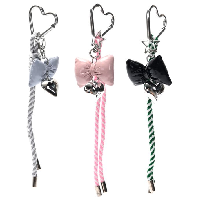 Llavero bag charm corazon y moño 21.5cm x1u.